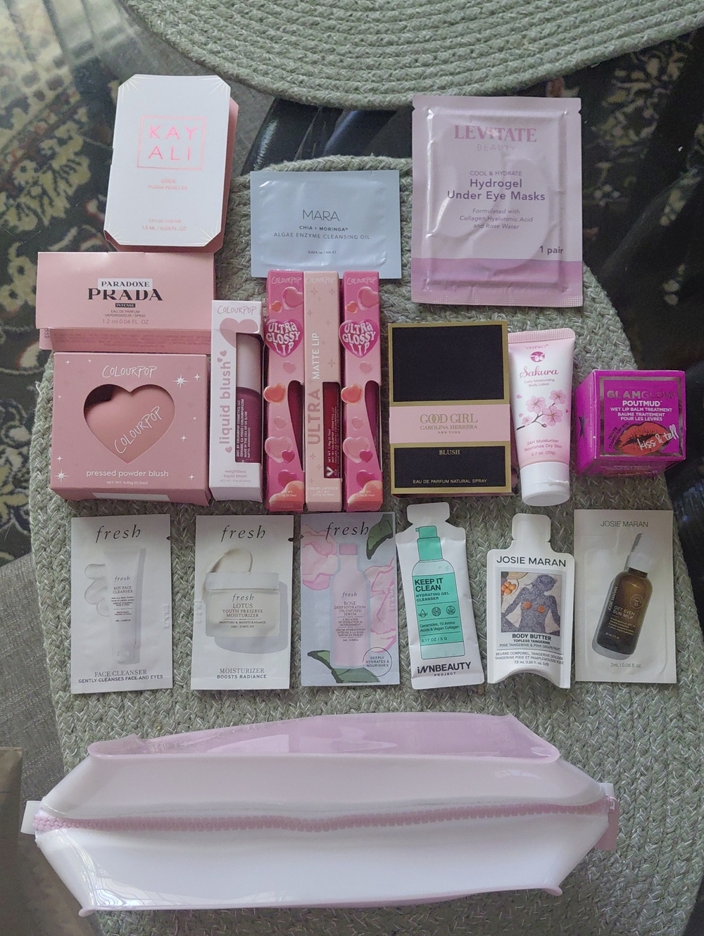 Beauty Lot with ColourPop, Prada & More - 6 FULL size 11 Sample & Pink ULTA BAG